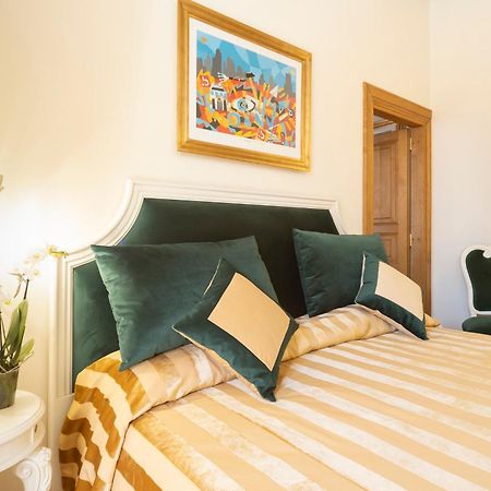 Pantheon Suites In روما المظهر الخارجي الصورة